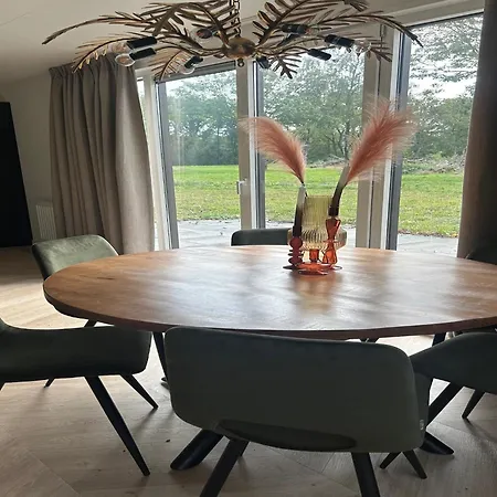 Spacious For 12-guests, * Ulicoten