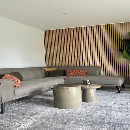 Spacious For 12-guests, *